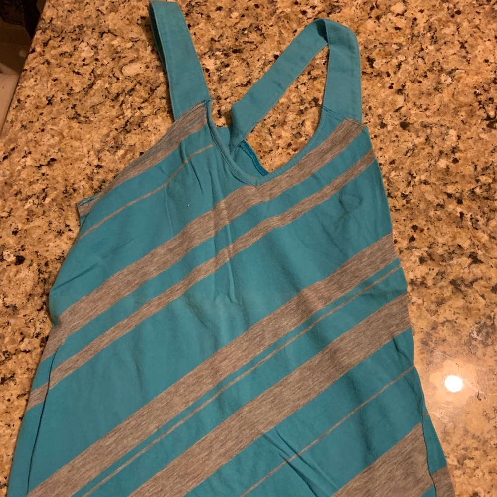 SUMMER TOP